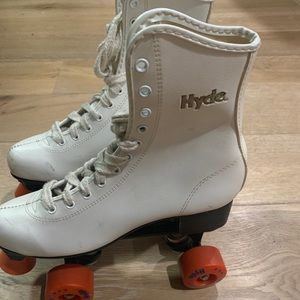 Hyde orange and white roller skates